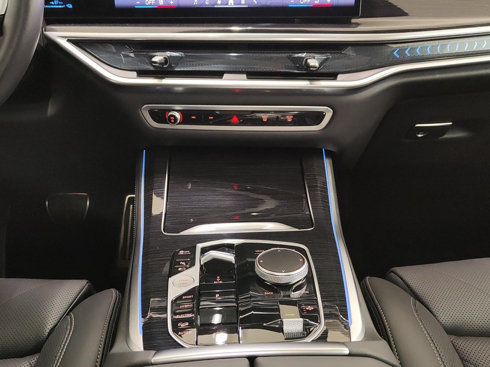 BMW X5 50e xDrive SAG-image-12