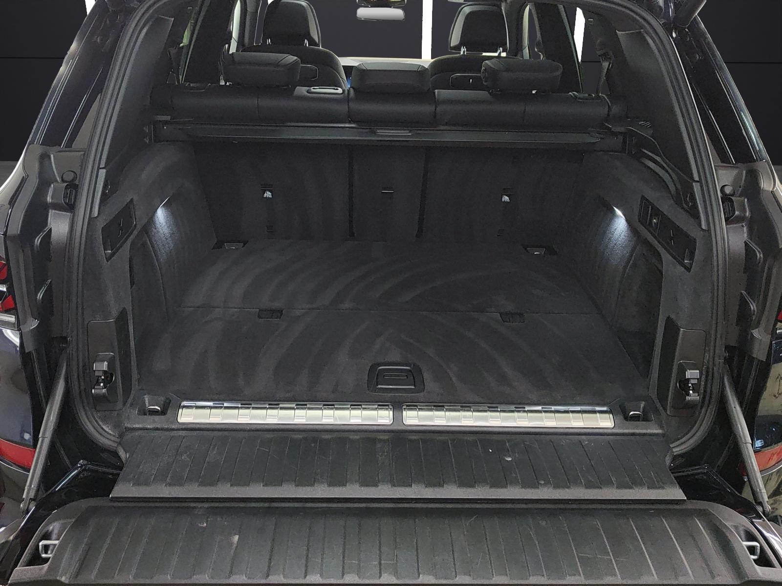 BMW X5 50e xDrive SAG-image-16