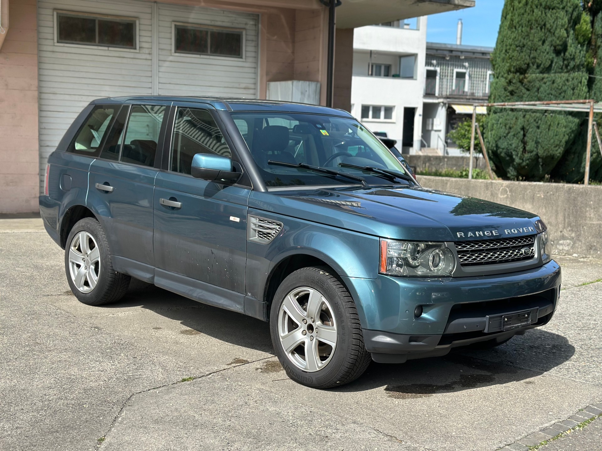 LAND ROVER Range Rover Sport 3.0 TDV6 HSE Automatic-image-1