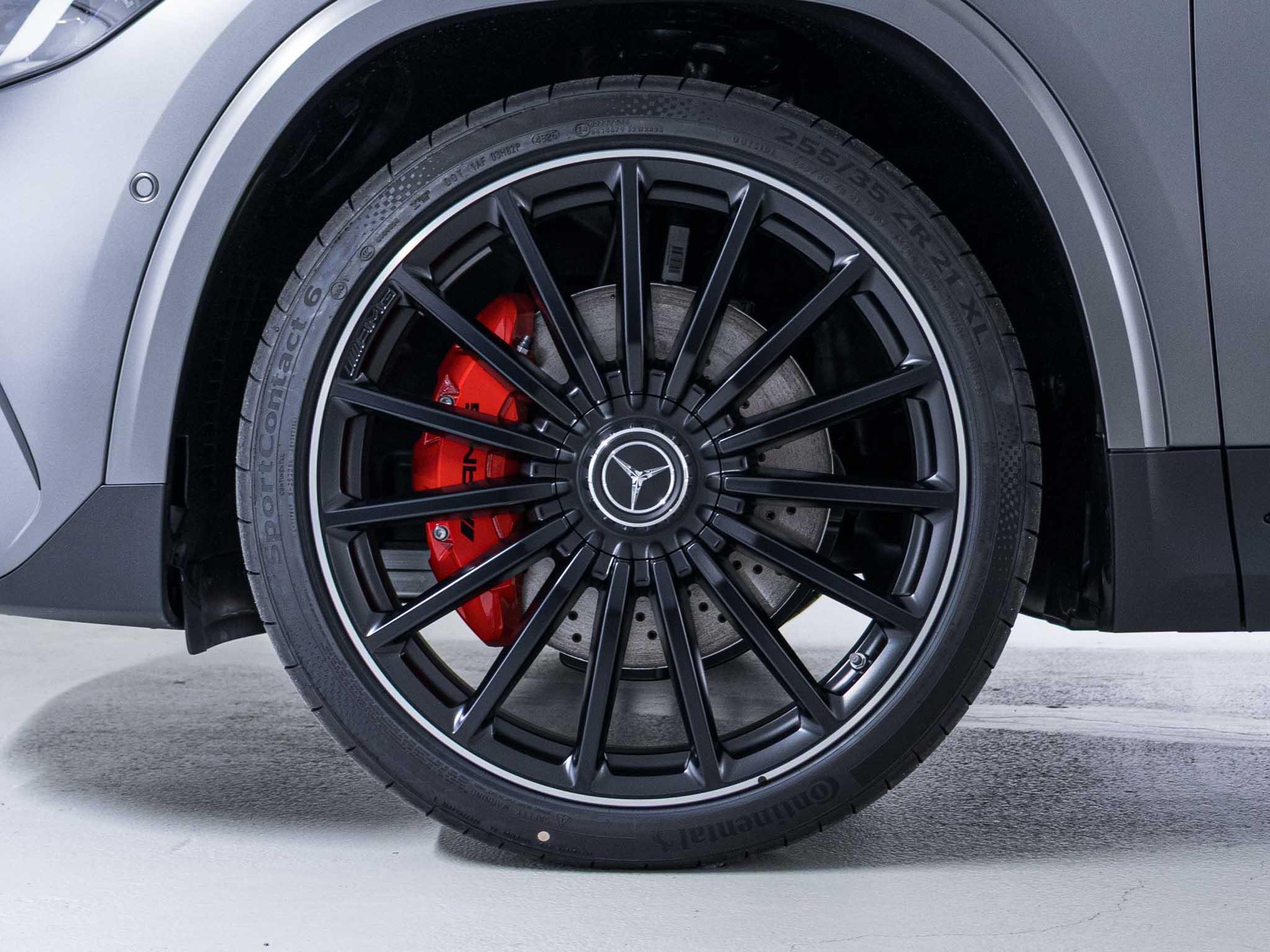 MERCEDES-BENZ GLA 35 AMG 4MATIC-image-14