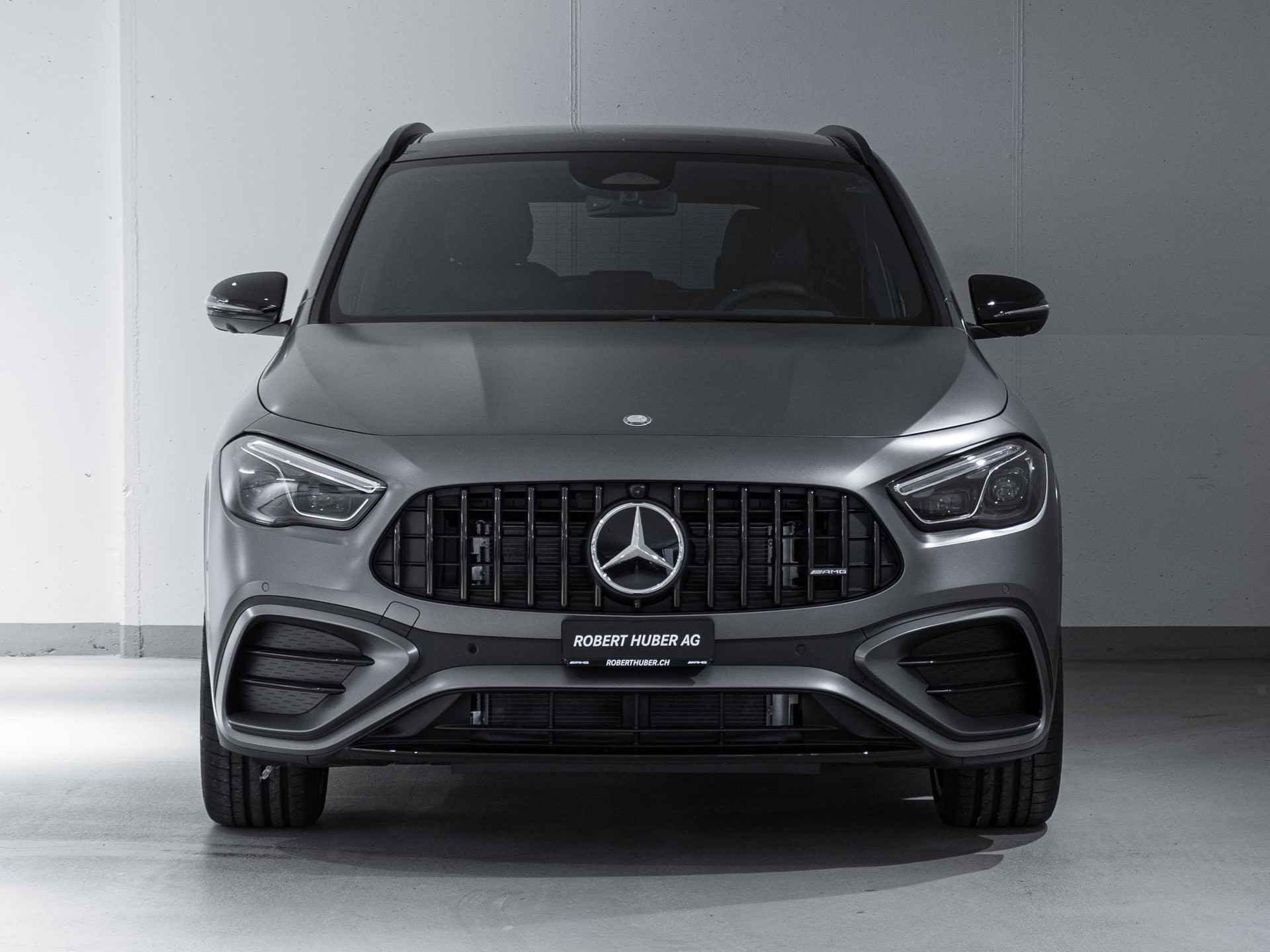 MERCEDES-BENZ GLA 35 AMG 4MATIC-image-2