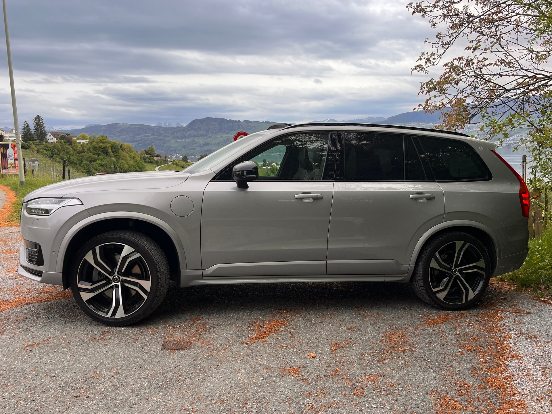 VOLVO 2.0 T8 TE Ultimate Dark 7P. eAWD-image-2