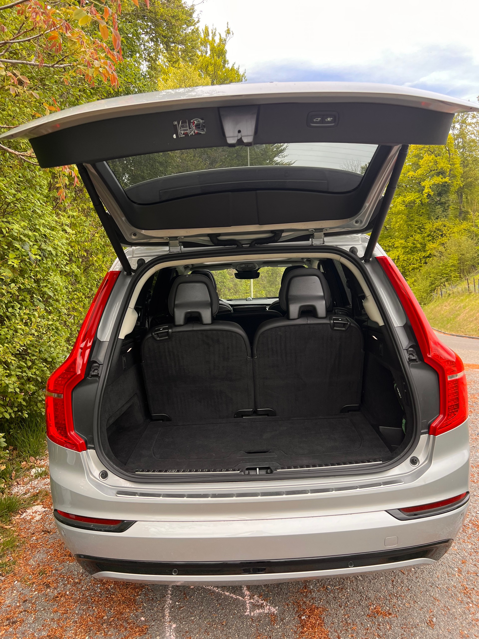 VOLVO 2.0 T8 TE Ultimate Dark 7P. eAWD-image-3