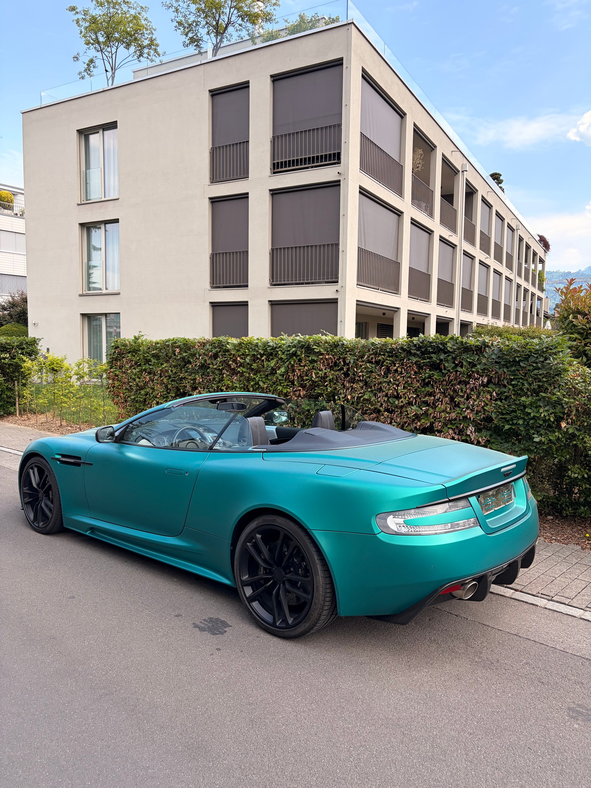ASTON MARTIN 6.0 V12