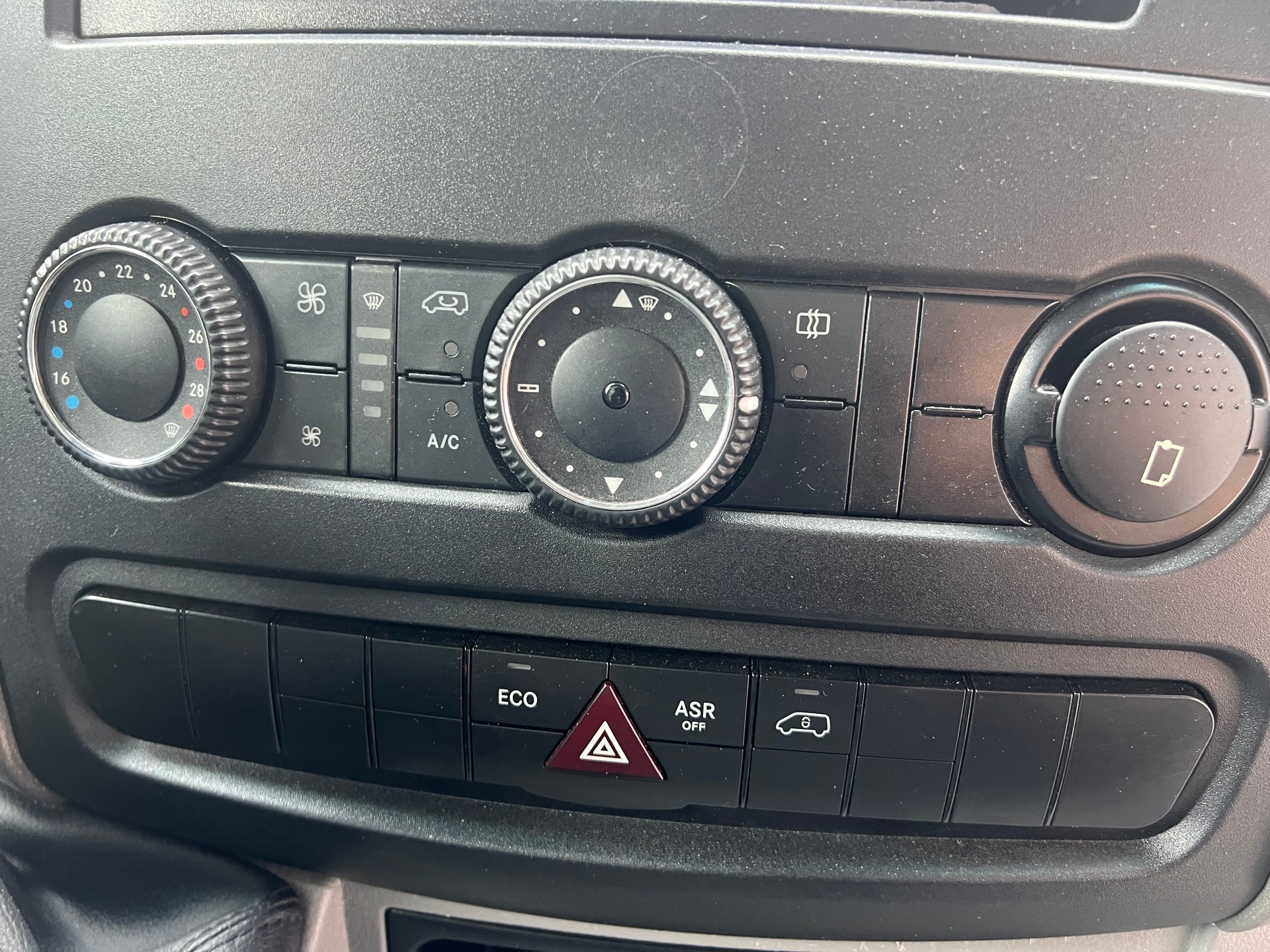 MERCEDES-BENZ Sprinter 313 CDI Lang *** Brücke mit Hebebühne * Klima * frisch ab MFK * 1 Jahr Garantie möglich ***-image-13