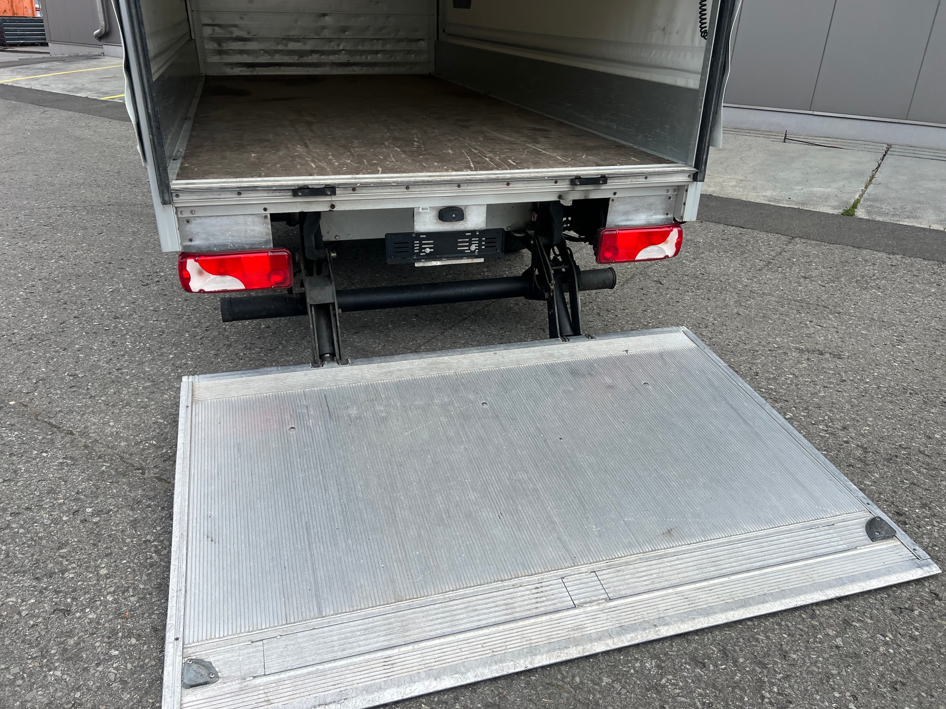 MERCEDES-BENZ Sprinter 313 CDI Lang *** Brücke mit Hebebühne * Klima * frisch ab MFK * 1 Jahr Garantie möglich ***-image-19