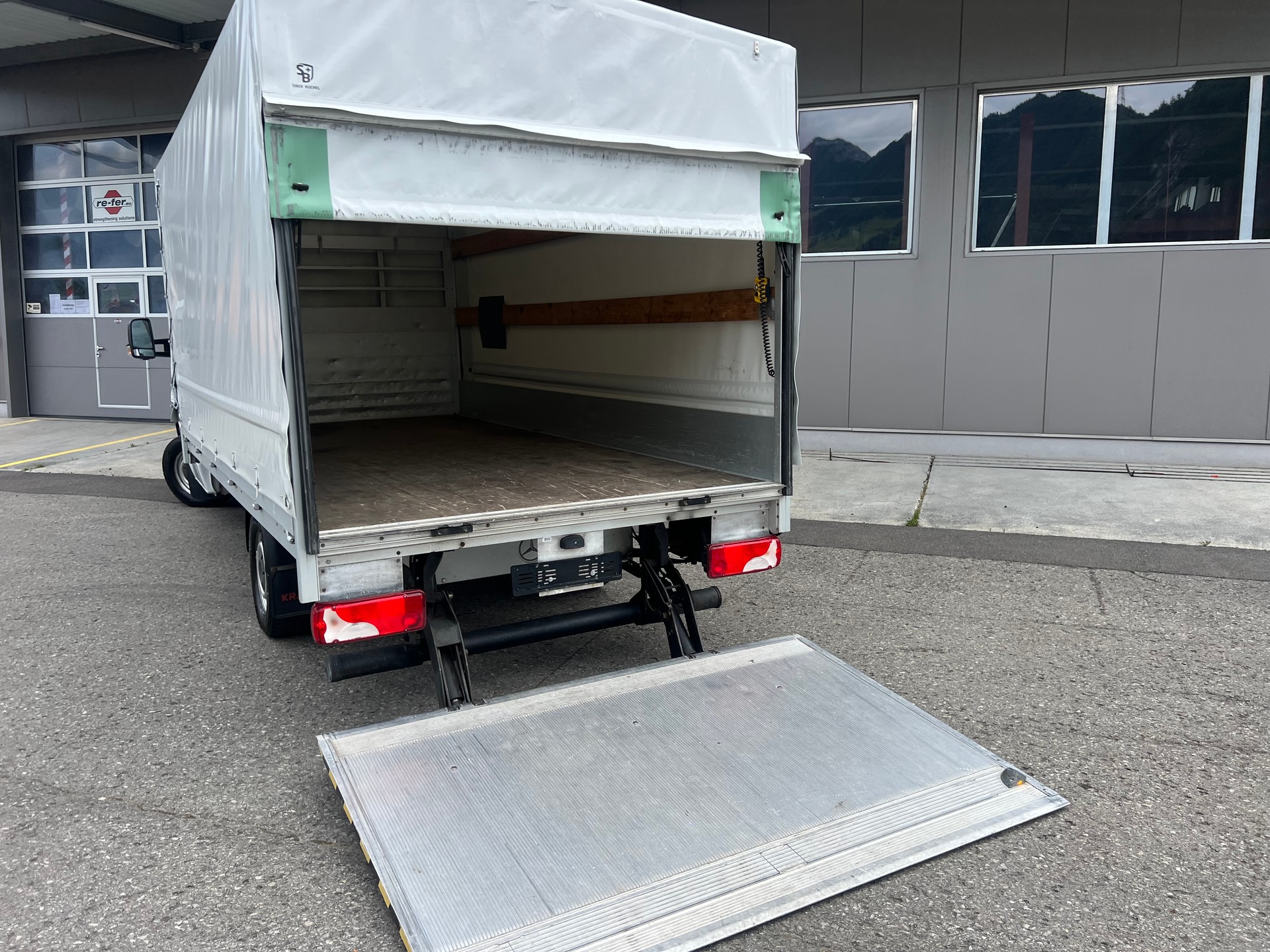 MERCEDES-BENZ Sprinter 313 CDI Lang *** Brücke mit Hebebühne * Klima * frisch ab MFK * 1 Jahr Garantie möglich ***-image-18