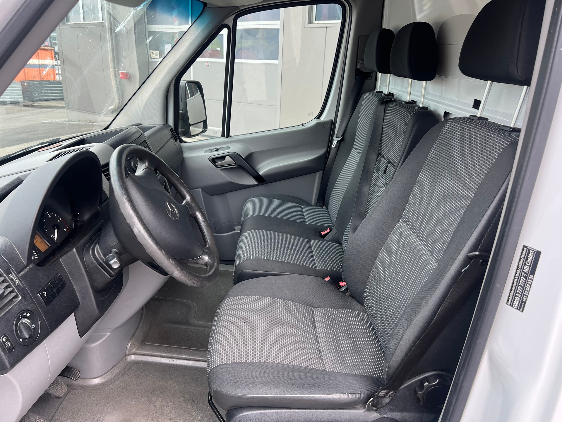MERCEDES-BENZ Sprinter 313 CDI Lang *** Brücke mit Hebebühne * Klima * frisch ab MFK * 1 Jahr Garantie möglich ***-image-9