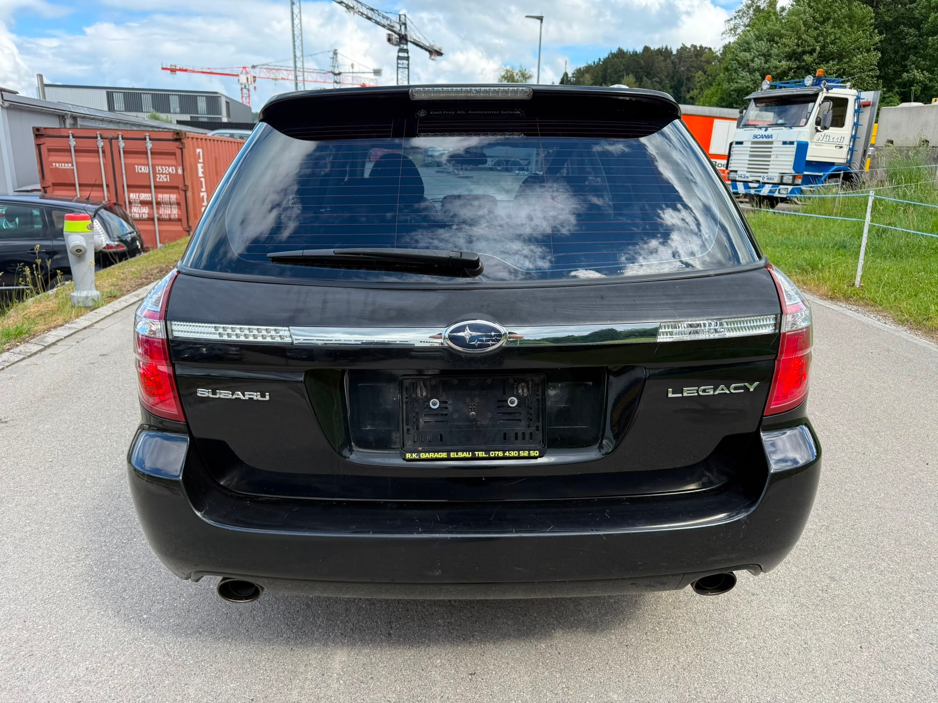 SUBARU Legacy 2.0R AWD Swiss-image-5