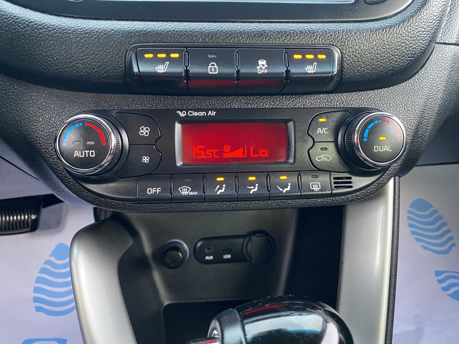 KIA Ceed 1.6 Benzin 135-PS GDi Style DCT Automat | Frisch MFK & Service | Vollausstattung | 8-fach bereift-image-17