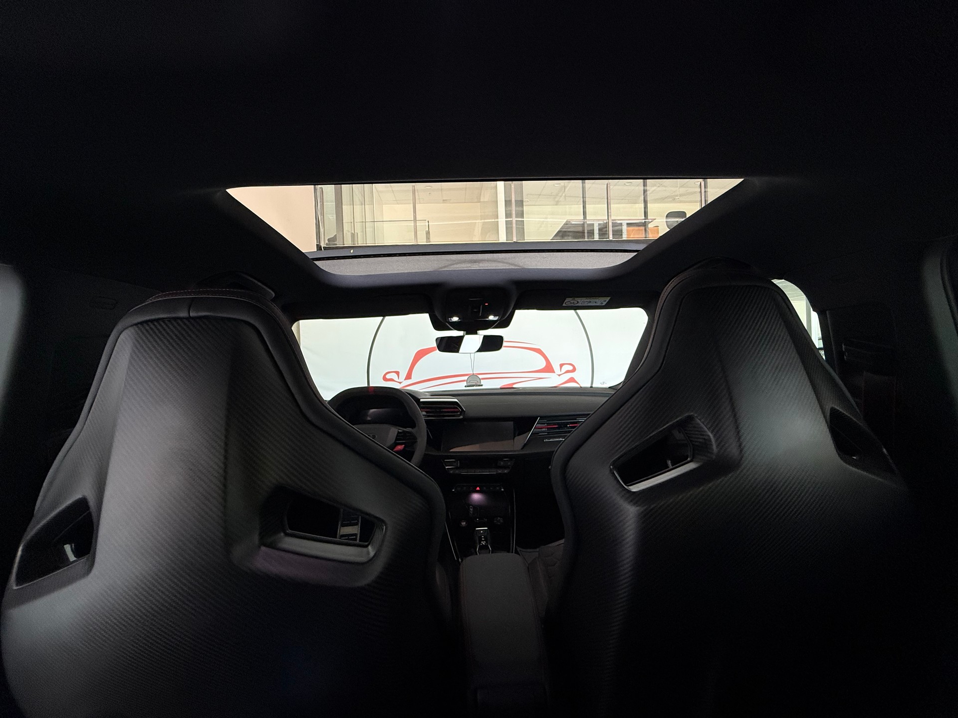 AUDI RS3 Sportback 2.5 TSI quattro S-tronic-image-21