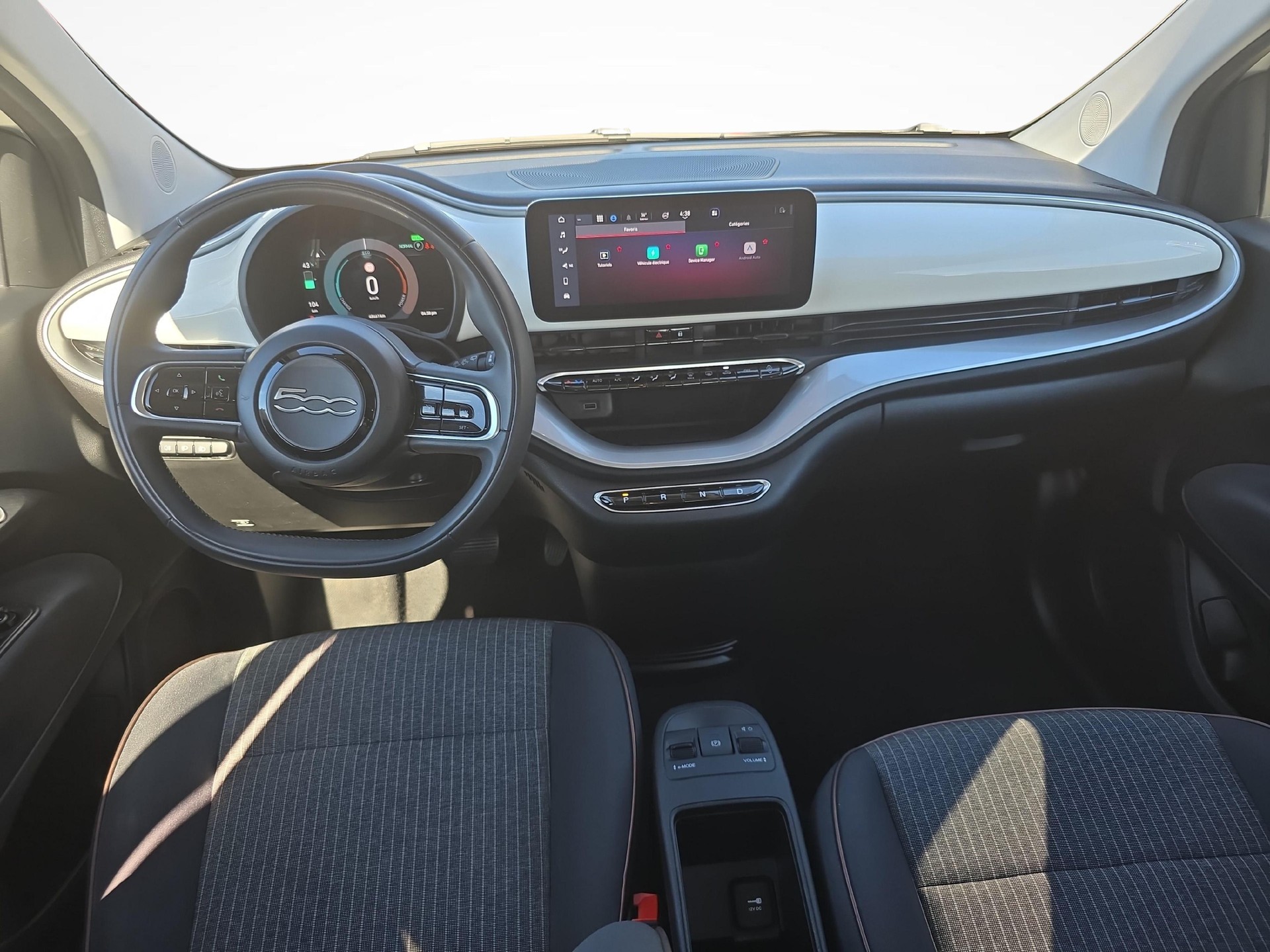 FIAT 500 Icon 3+1 / Jetzt mit attraktivem 0.99% Leasing!-image-8