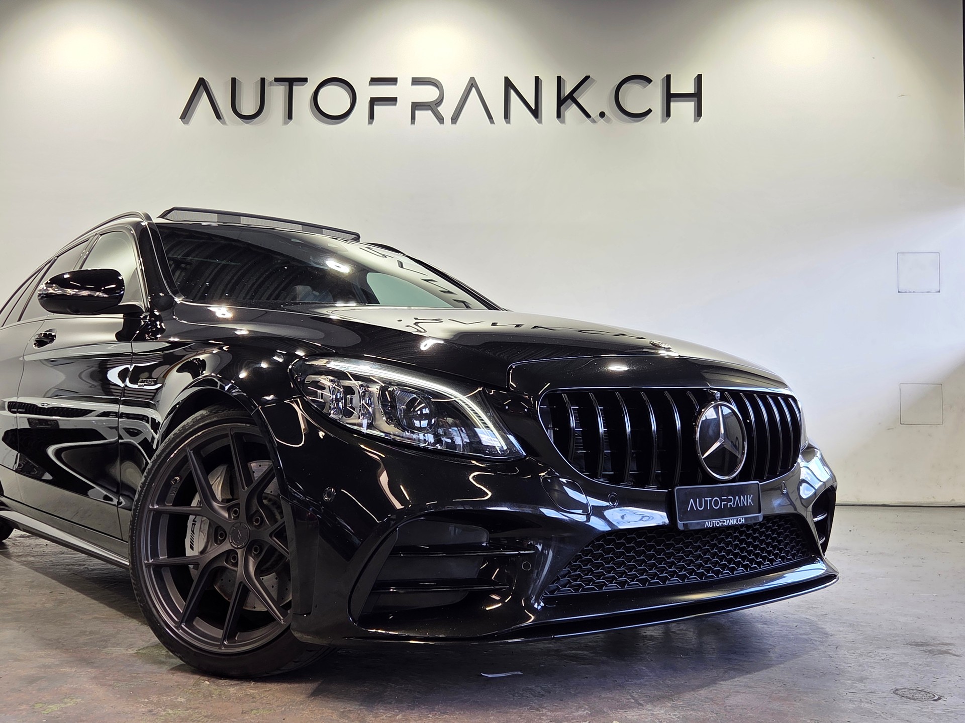 MERCEDES-BENZ C 43 AMG 4matic Kombi-image-9