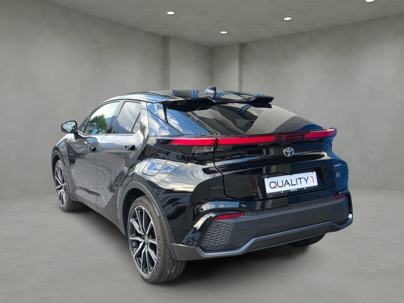 TOYOTA C-HR 2.0 PHEV CVT GR Sport Premire-image-3