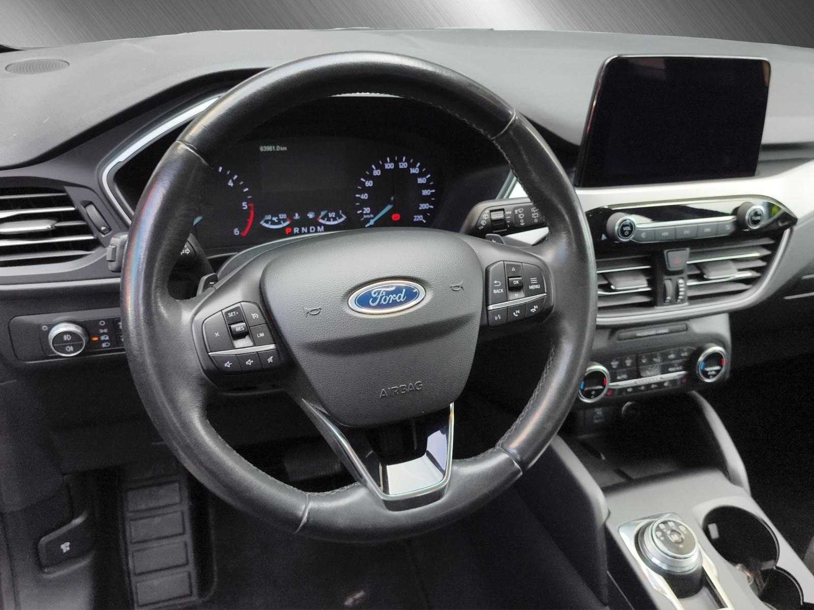 FORD Kuga 2.0 EcoBlue Cool & Connect AWD-image-9