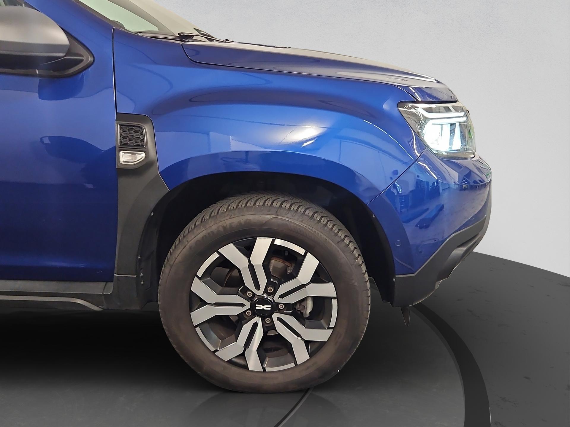 DACIA Duster TCe 150 Journey+ 4x4-image-17