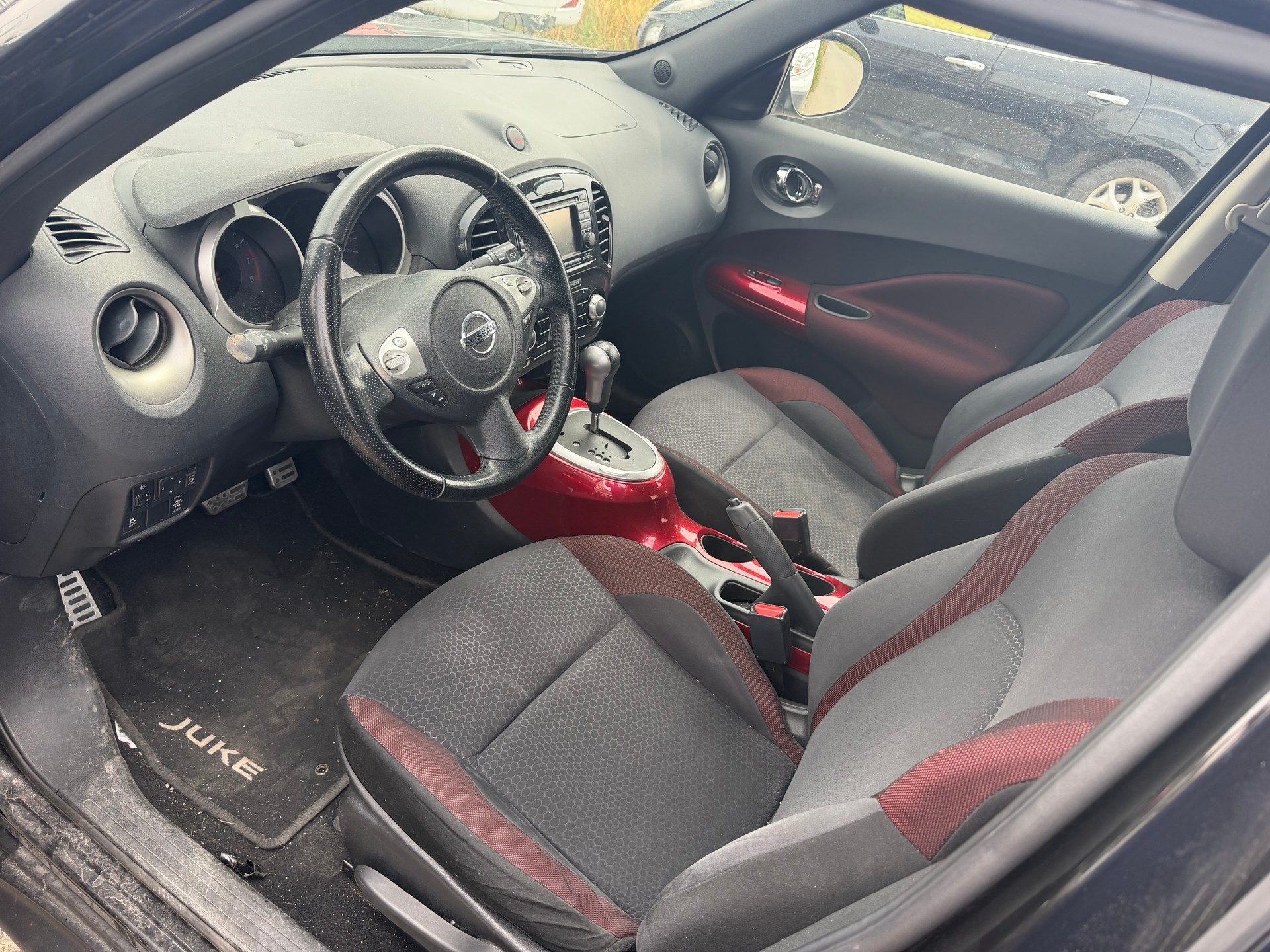 NISSAN Juke 1.6 DIG-T tekna 4x4 Xtronic M-CVT-image-5
