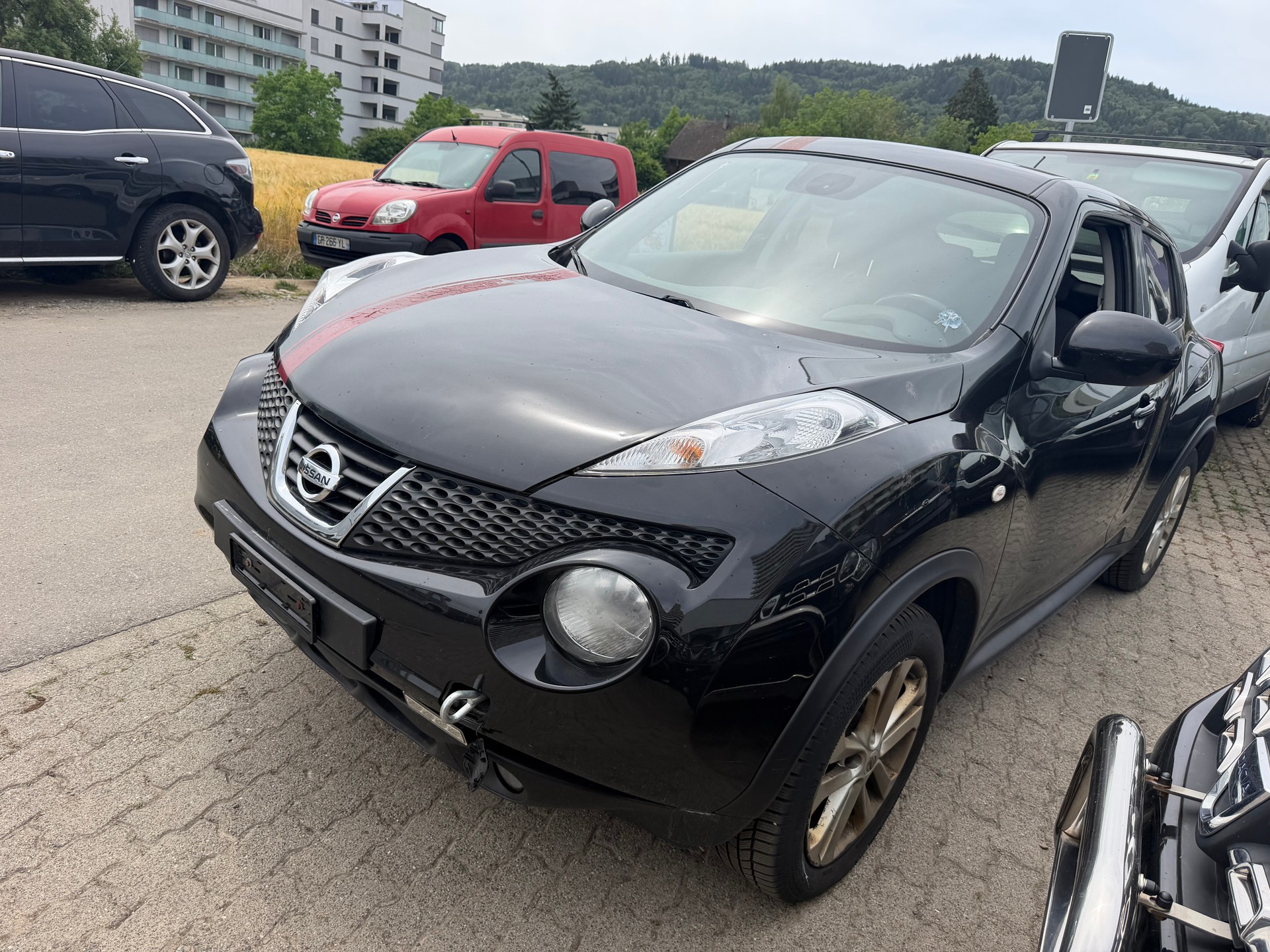 NISSAN Juke 1.6 DIG-T tekna 4x4 Xtronic M-CVT-image-0