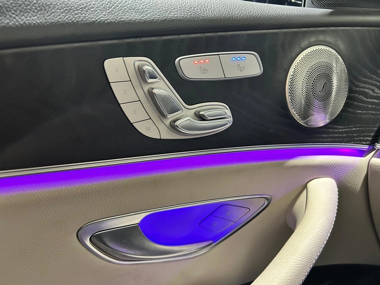 MERCEDES-BENZ E 200 Avantgarde 4matic-image-19