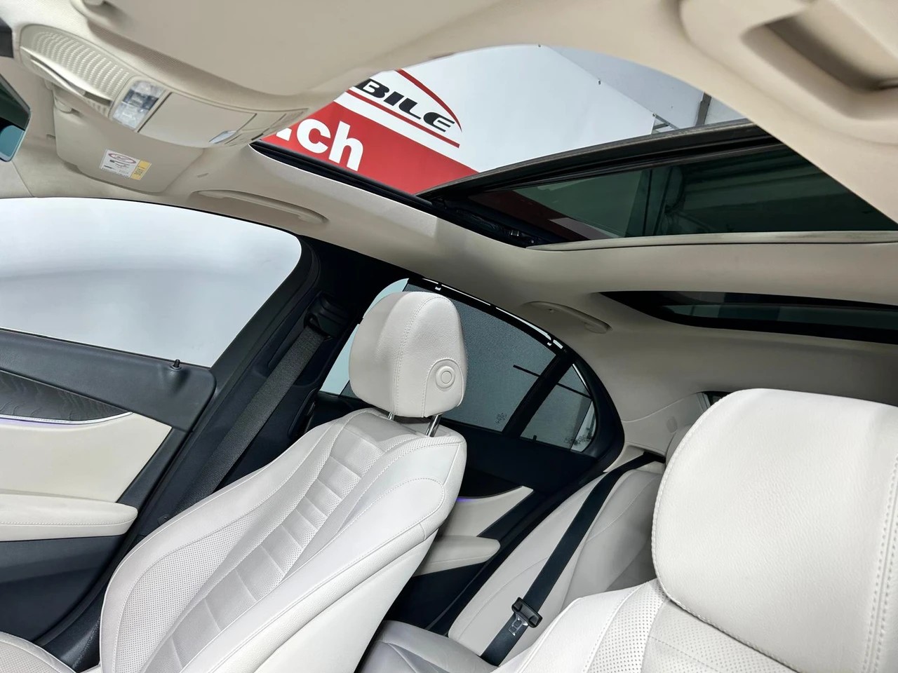 MERCEDES-BENZ E 200 Avantgarde 4matic-image-9