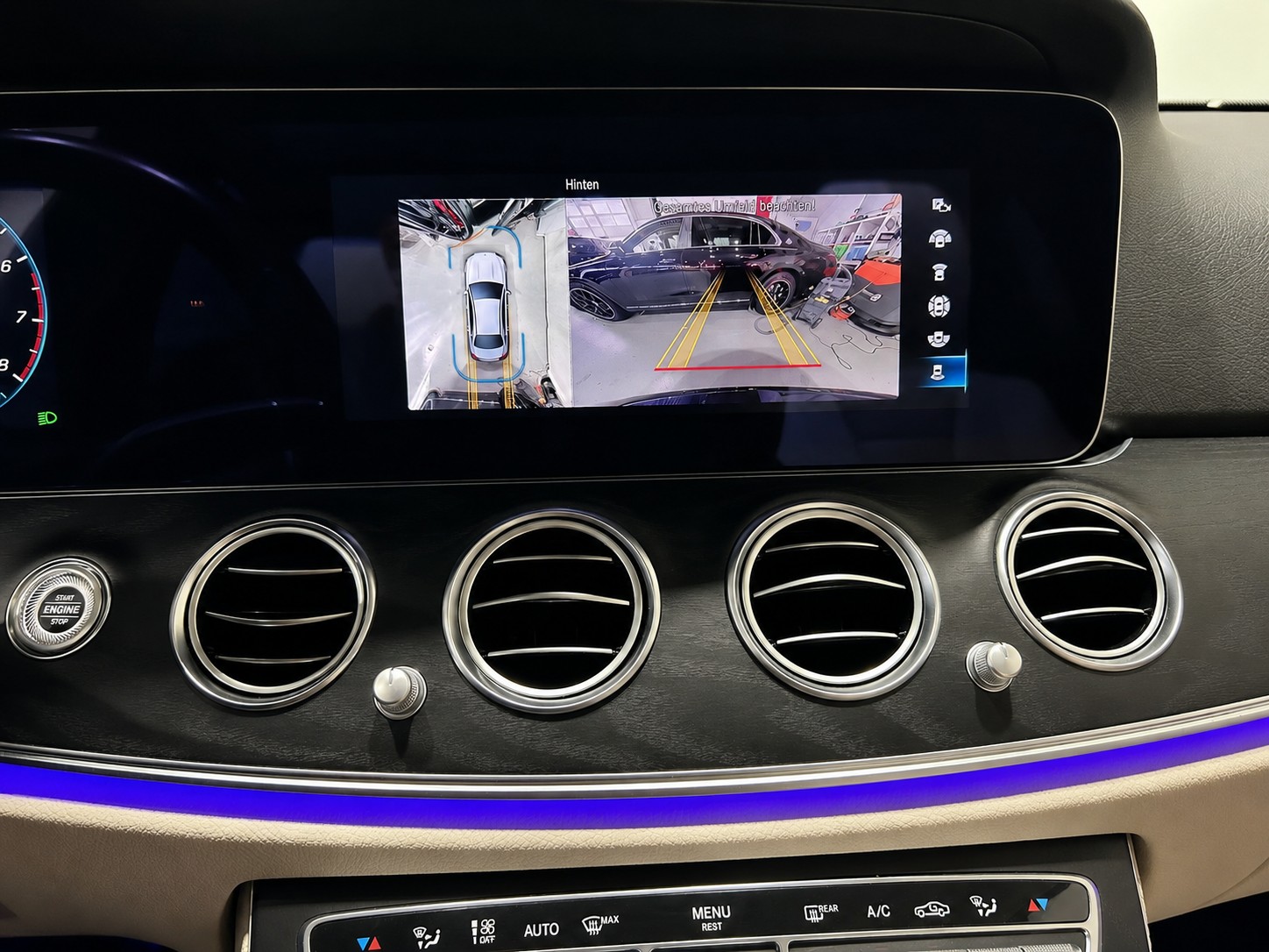 MERCEDES-BENZ E 200 Avantgarde 4matic-image-12