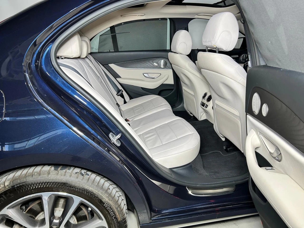 MERCEDES-BENZ E 200 Avantgarde 4matic-image-11