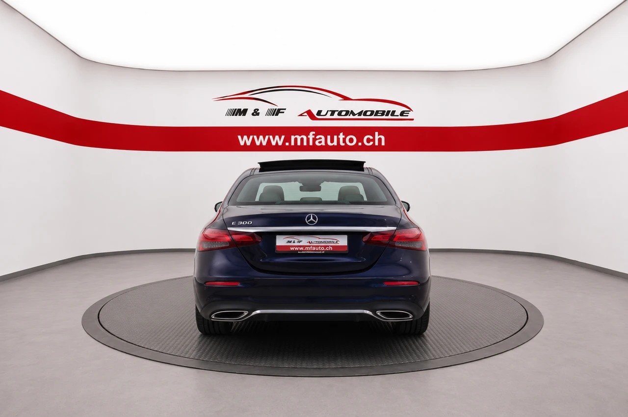 MERCEDES-BENZ E 200 Avantgarde 4matic-image-4