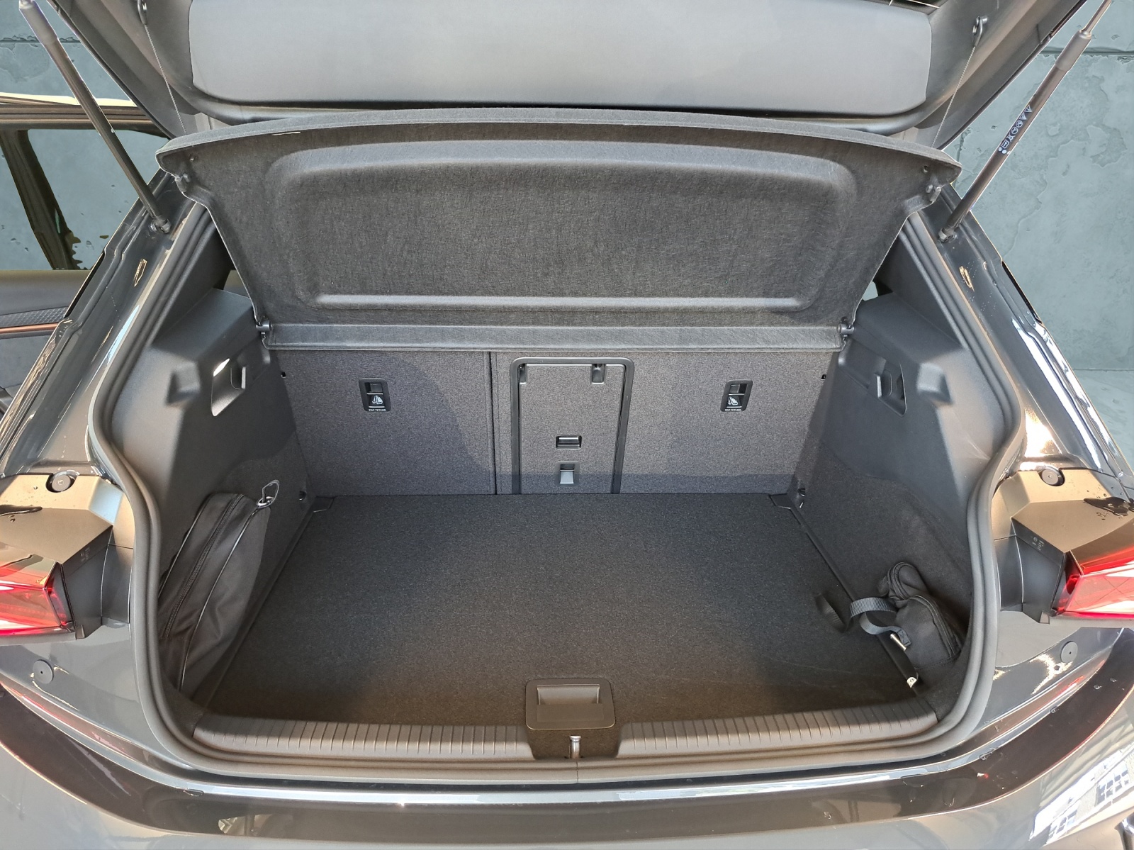 CUPRA Born 79 kWh Prime-image-16