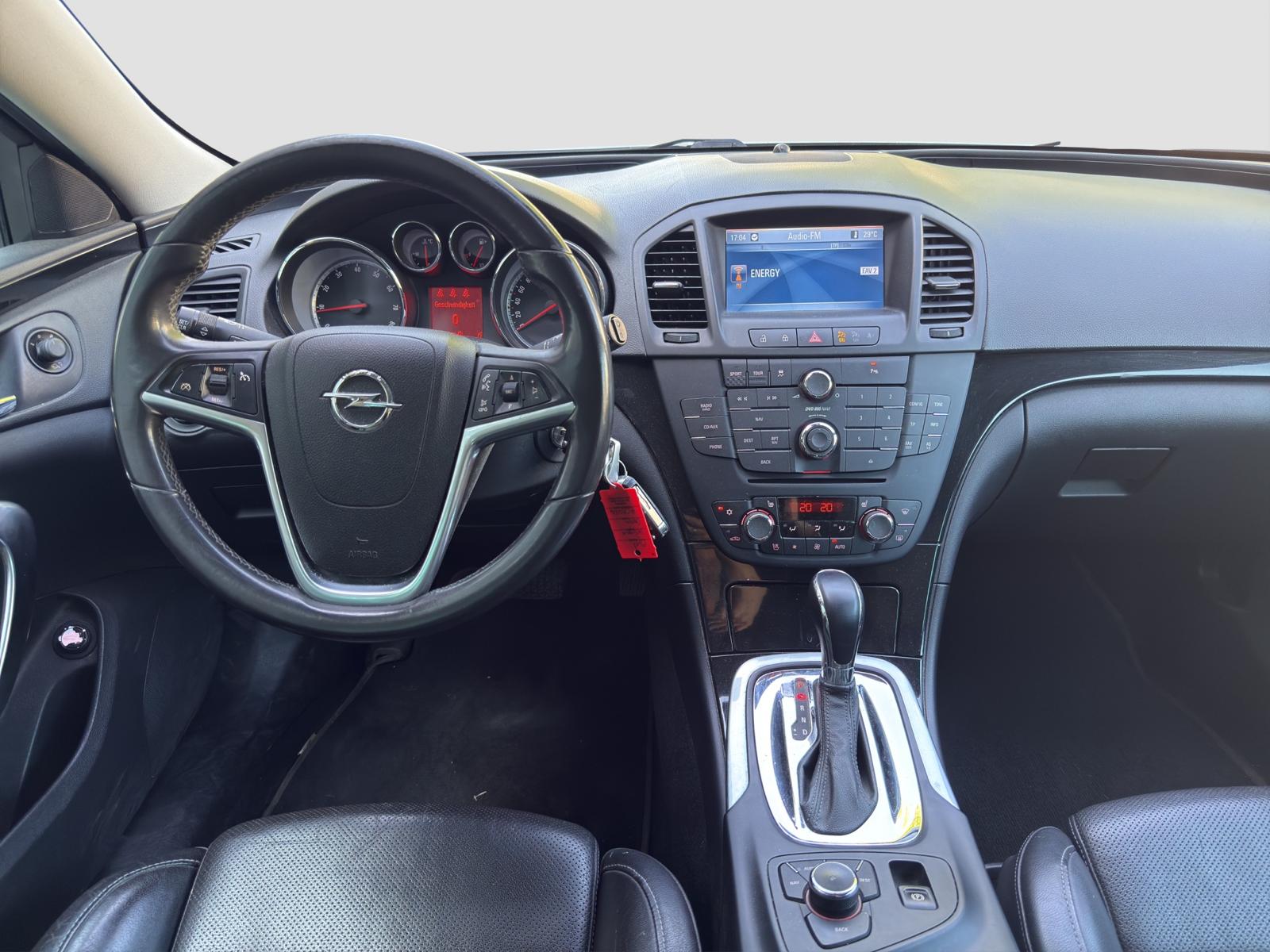 OPEL Insignia Sports Tourer 2.0 Turbo Cosmo Automatic-image-13