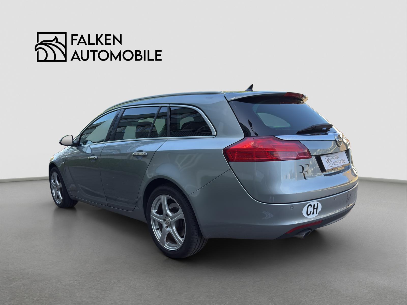 OPEL Insignia Sports Tourer 2.0 Turbo Cosmo Automatic-image-2