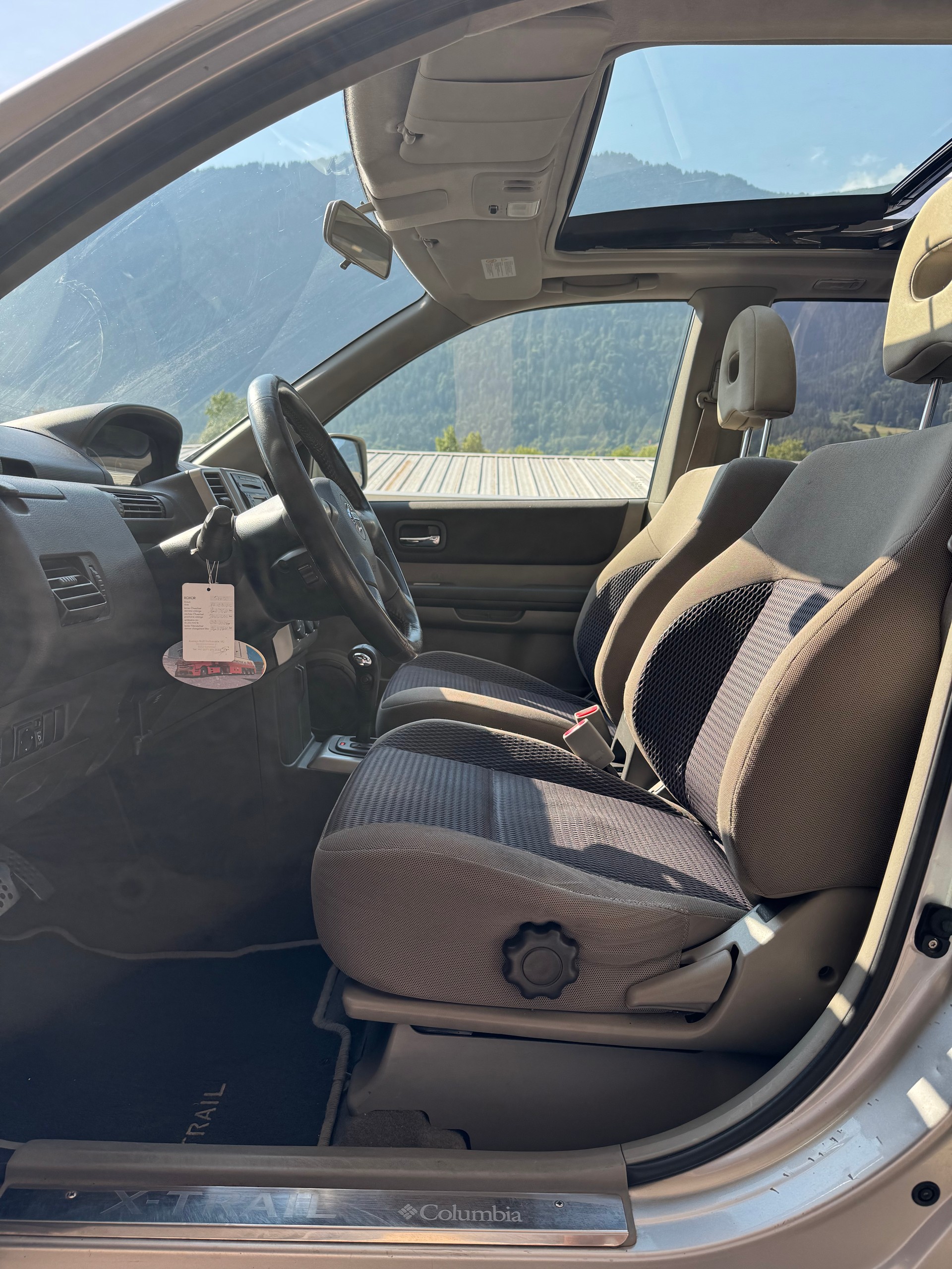 NISSAN X-Trail 2.5 16V Columbia Pack premium 4WD-image-6