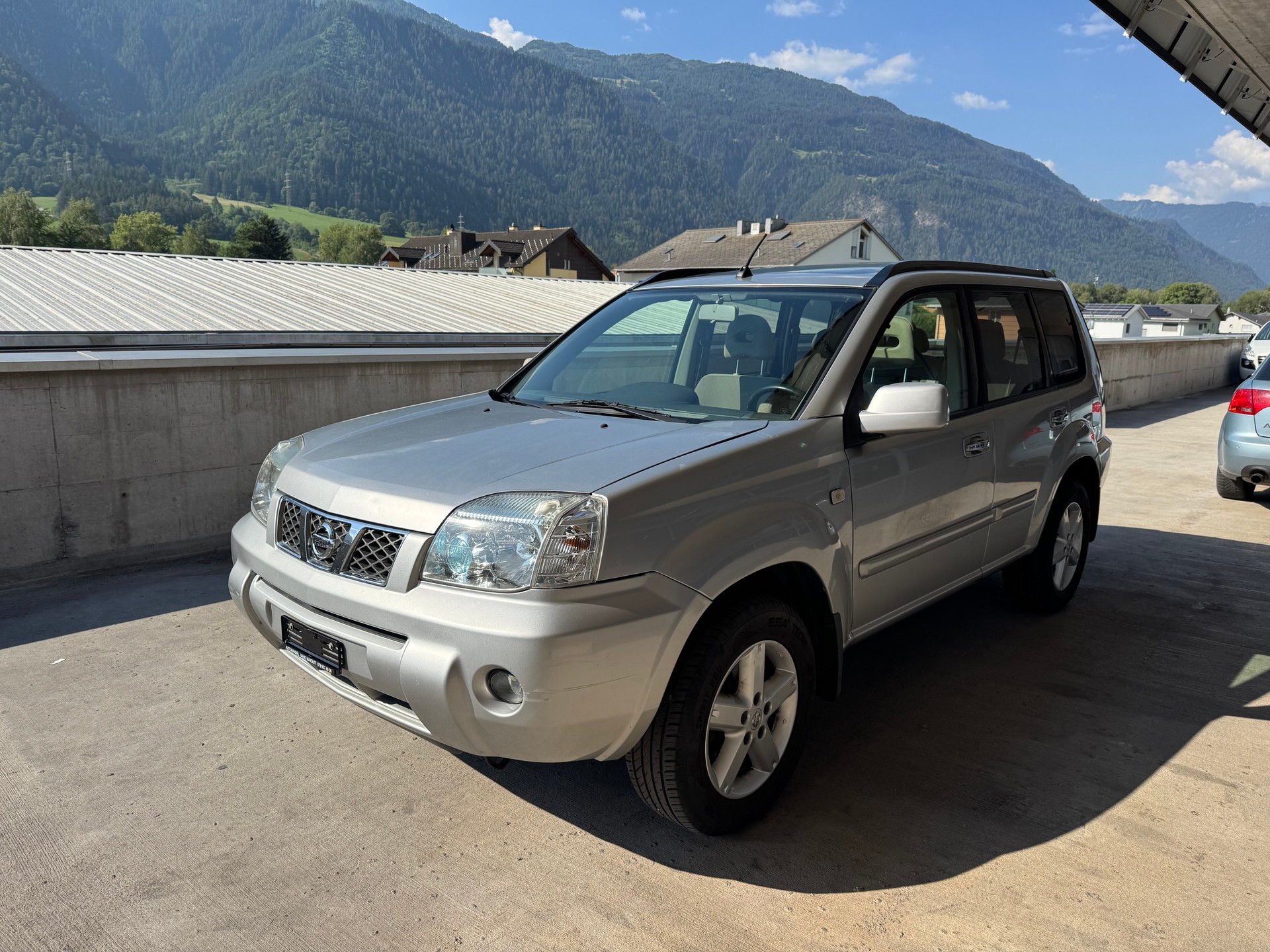 NISSAN X-Trail 2.5 16V Columbia Pack premium 4WD-image-0