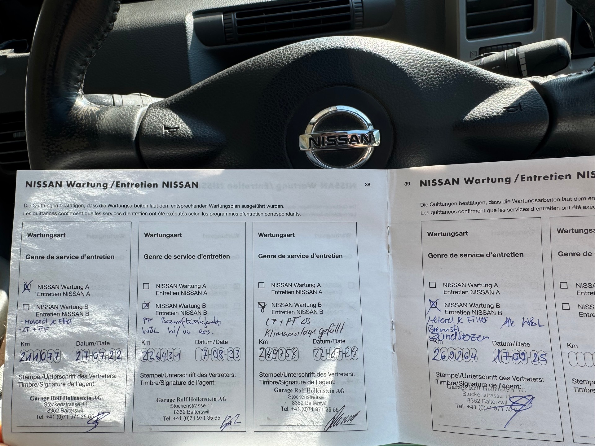 NISSAN X-Trail 2.5 16V Columbia Pack premium 4WD-image-14