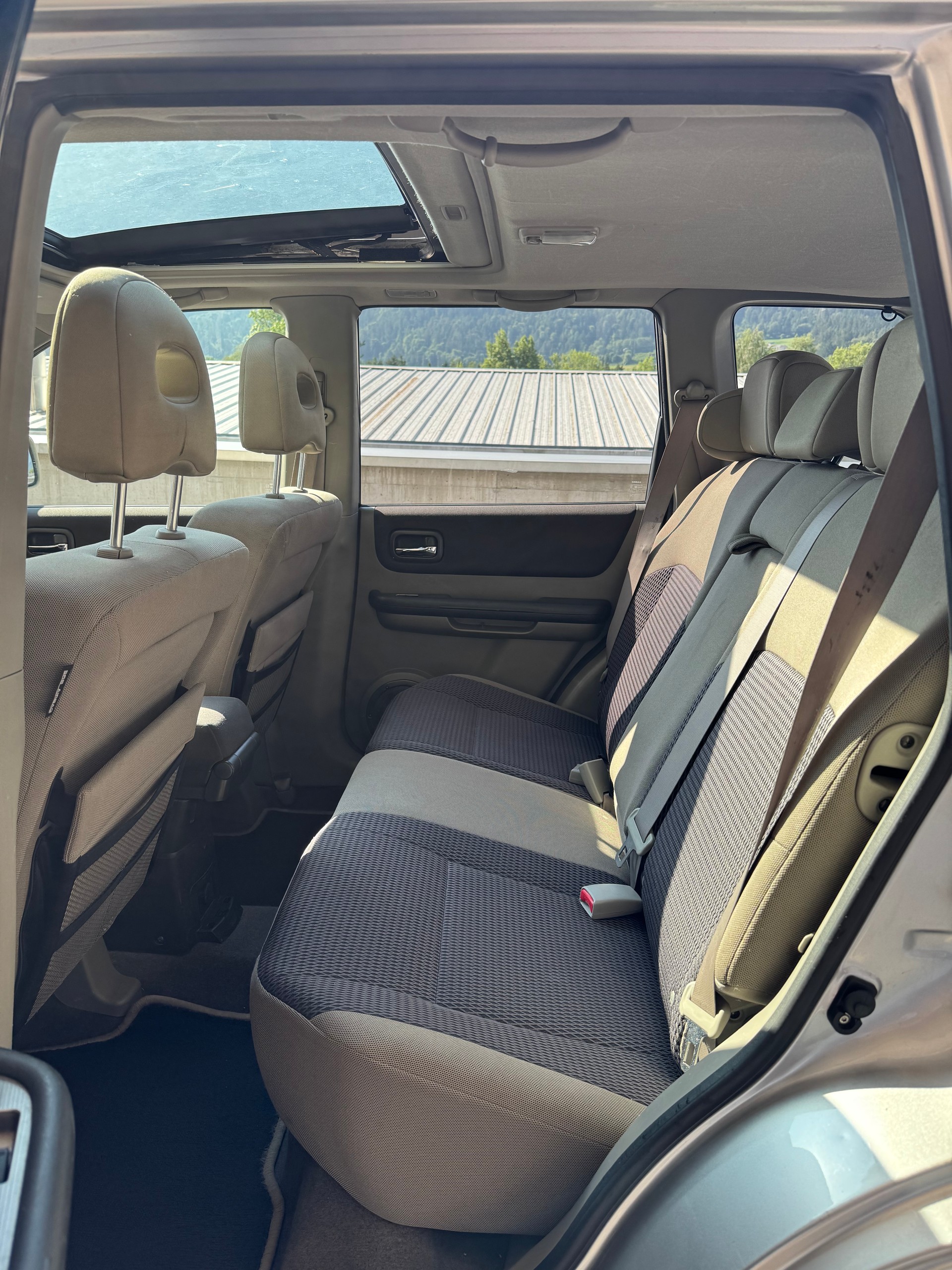 NISSAN X-Trail 2.5 16V Columbia Pack premium 4WD-image-7