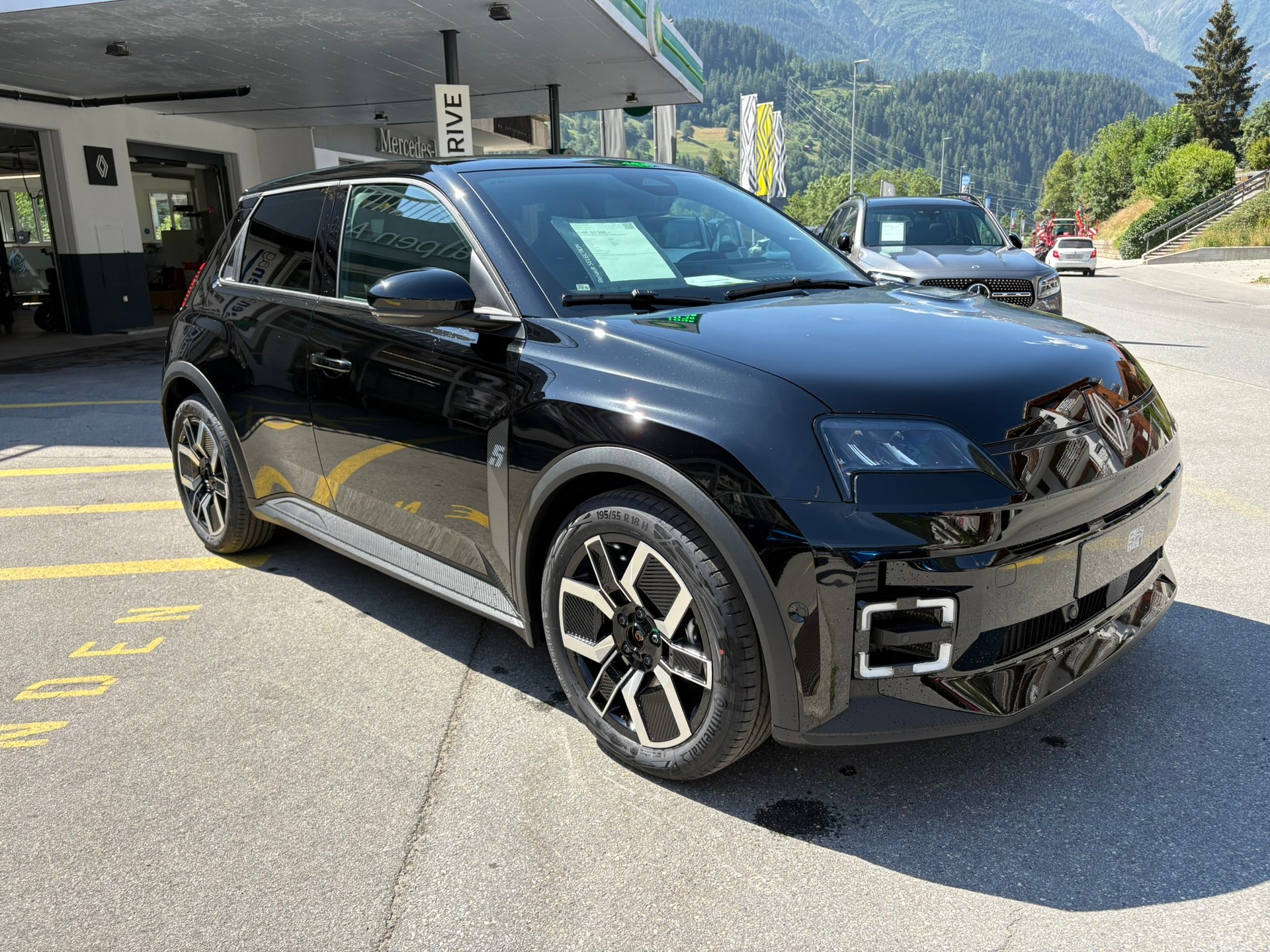 RENAULT R5 E-Tech CR 52kWh Techno-showroom-element-2