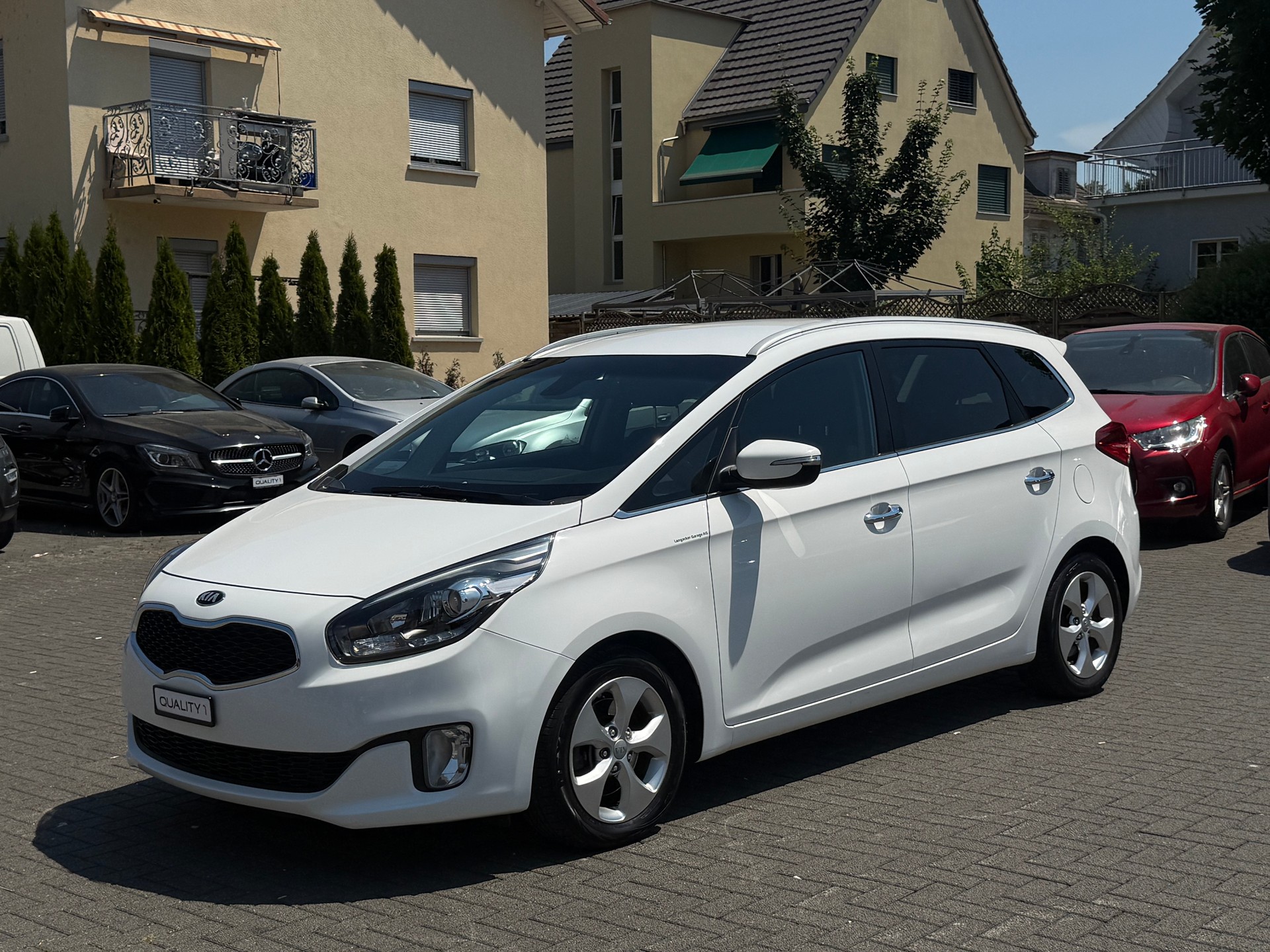 KIA Carens 1.7 CRDi Trend DCT-image-8