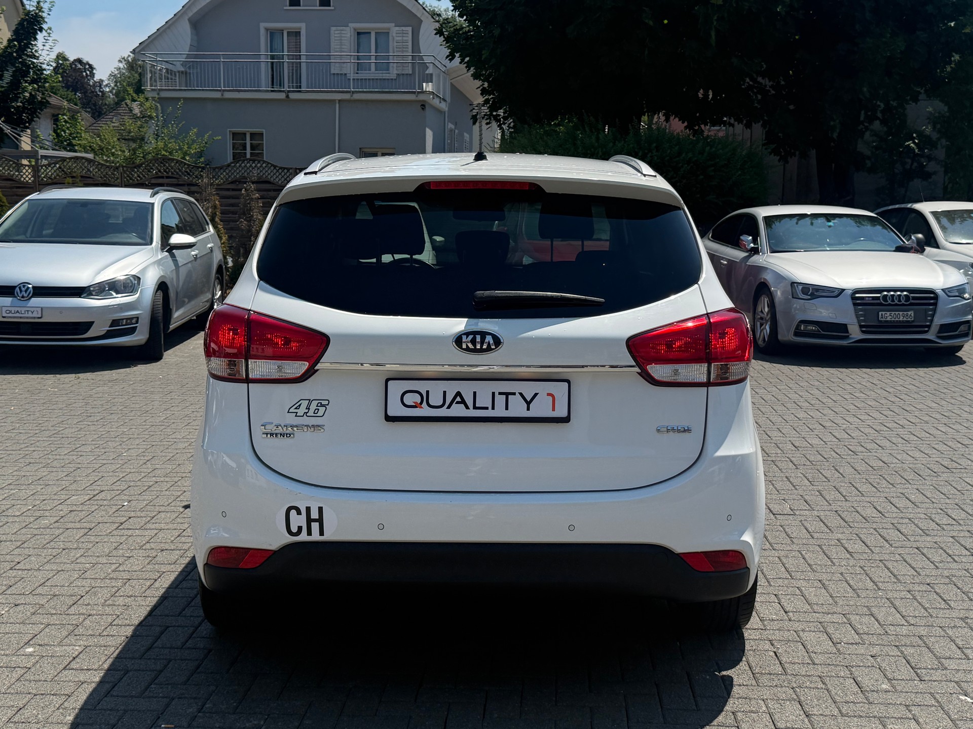 KIA Carens 1.7 CRDi Trend DCT-image-5