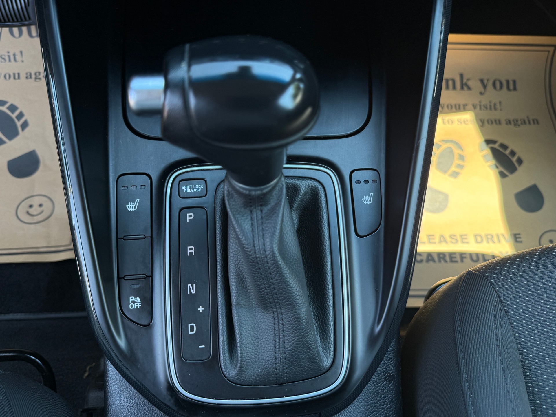 KIA Carens 1.7 CRDi Trend DCT-image-17