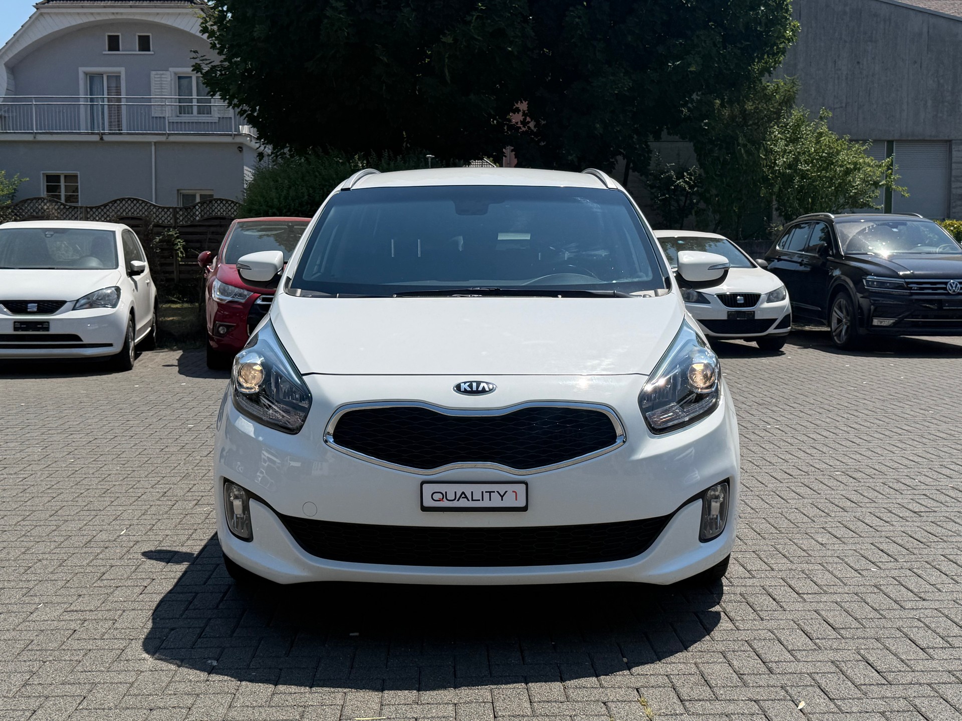 KIA Carens 1.7 CRDi Trend DCT-image-6