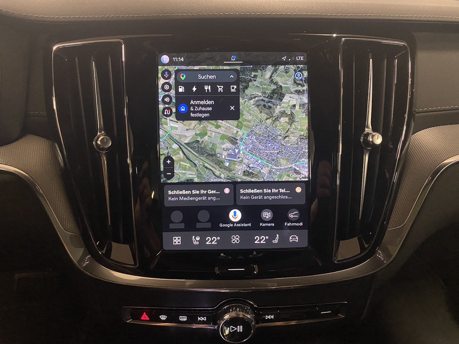 VOLVO V60 2.0 T6 TE Ultimate Dark eAWD-image-12