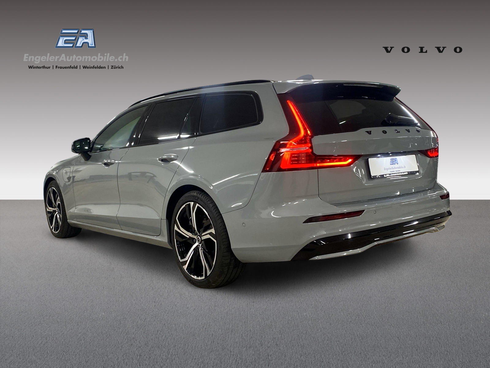VOLVO V60 2.0 T6 TE Ultimate Dark eAWD-image-3