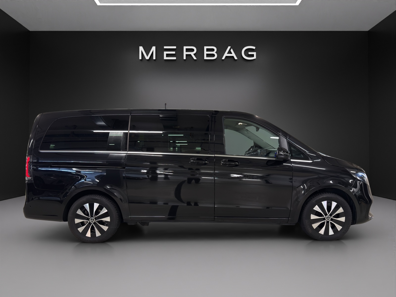 MERCEDES-BENZ V 250 d lang Avantgarde 4Matic G-Tronic-image-4