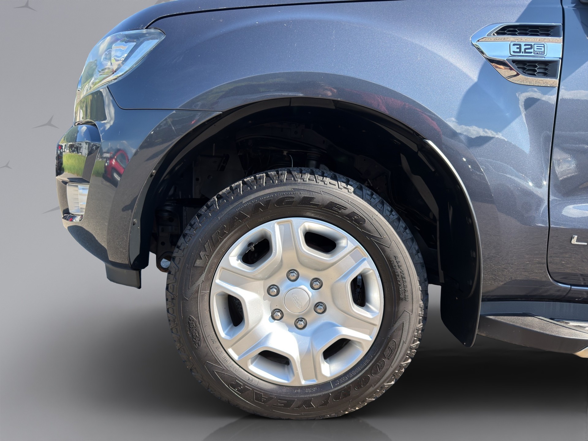 FORD Ranger DKab.Pick-up 3.2 TDCi 4x4 Limited-image-13