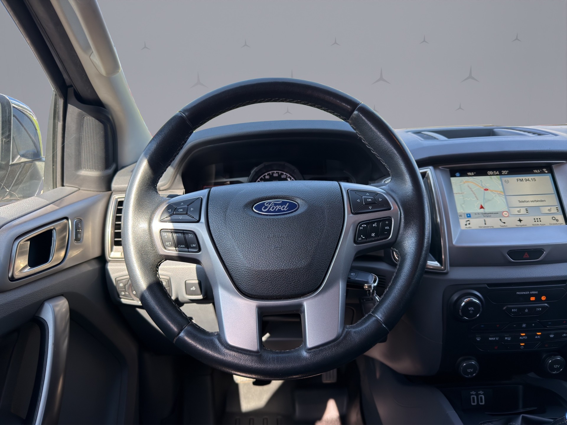 FORD Ranger DKab.Pick-up 3.2 TDCi 4x4 Limited-image-8