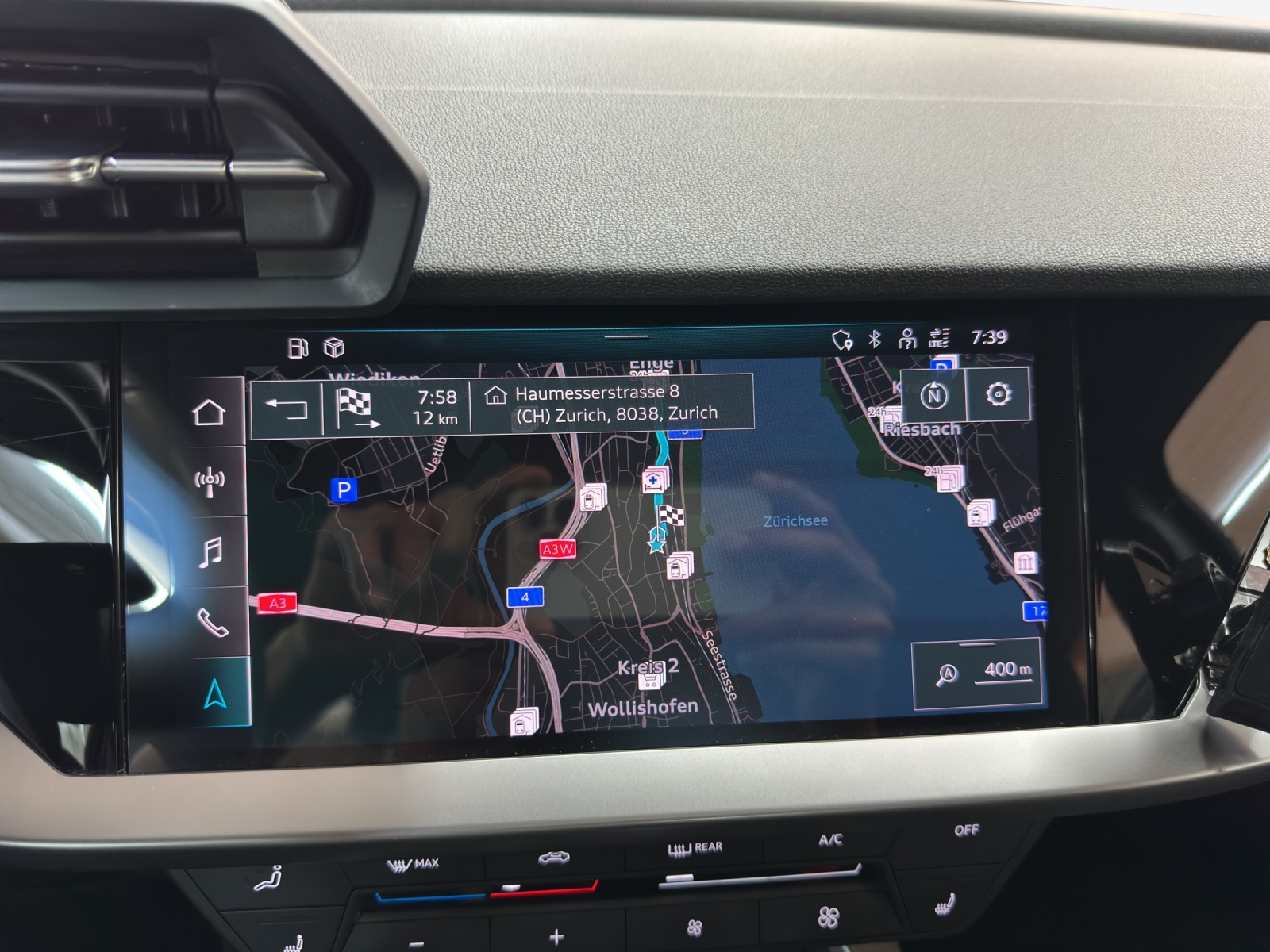 AUDI A3 Sportback 35 TFSI Attraction S-tronic-image-14