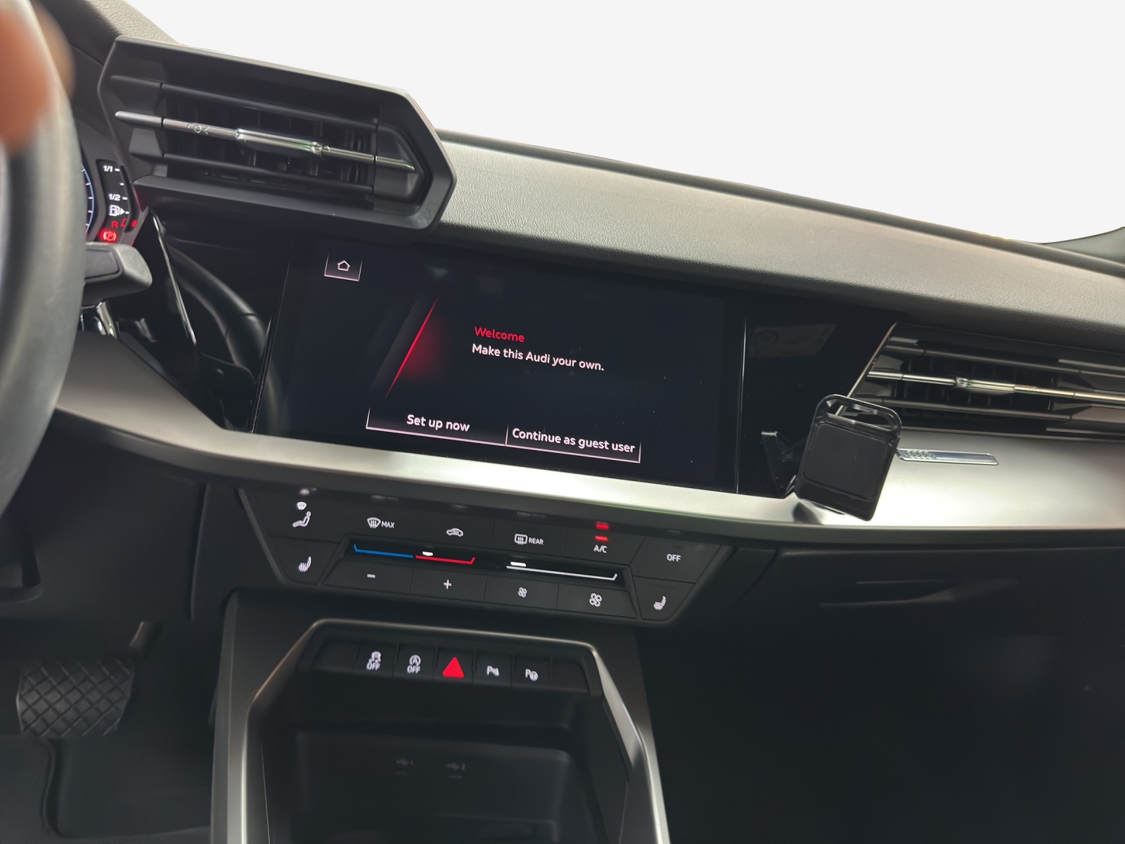 AUDI A3 Sportback 35 TFSI Attraction S-tronic-image-10