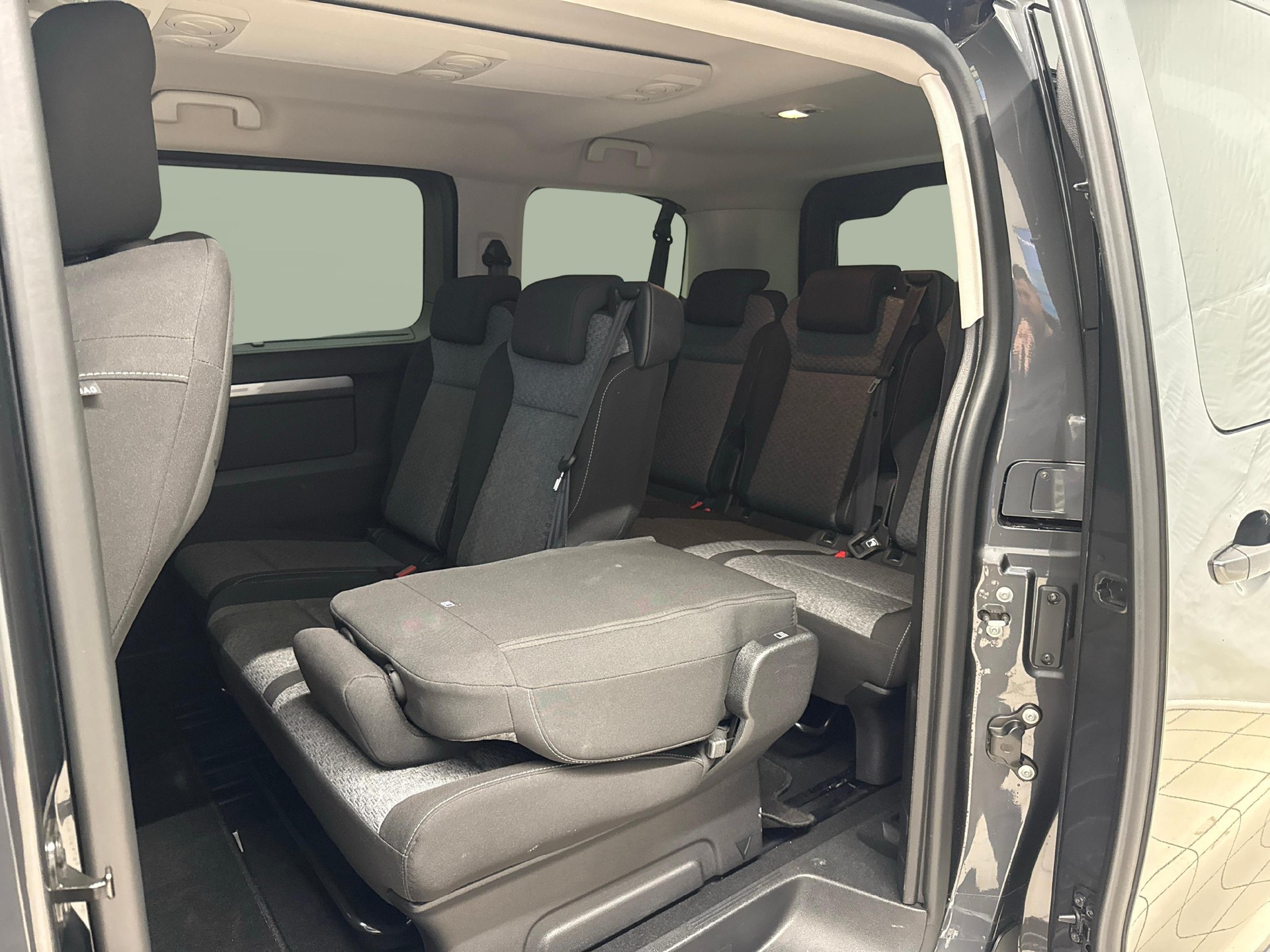 TOYOTA PROACE Verso L1 2.0 D Trend - Ruote invernali & Servizi inclusi-image-11