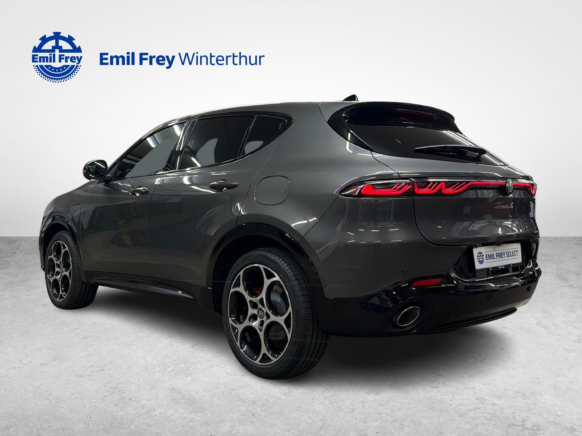 ALFA ROMEO Tonale 1.3 Plug-in Hybrid Veloce Q4-image-2