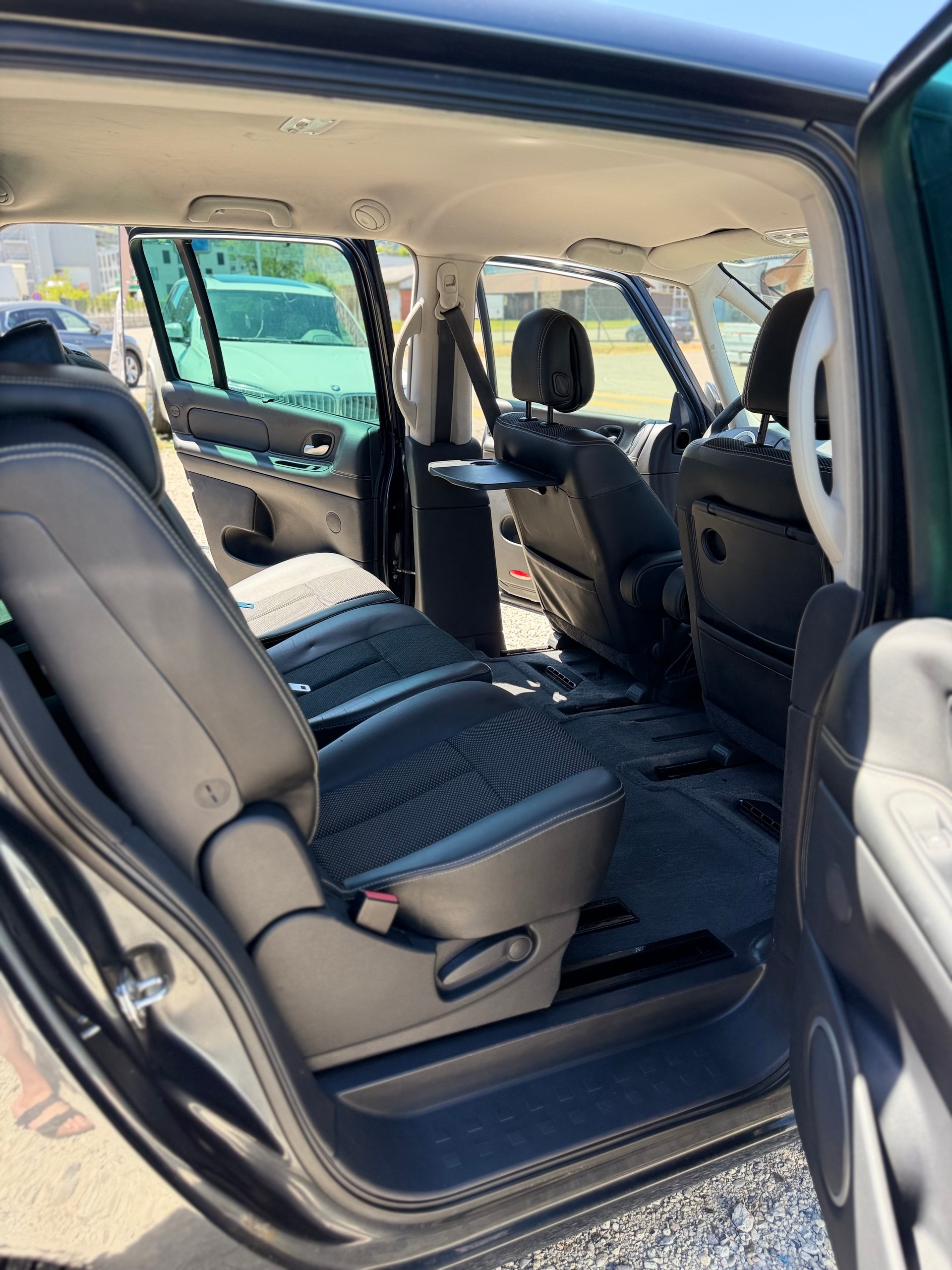 RENAULT Grand Espace 2.0 Turbo Dynamique **7Plätzer**-image-12