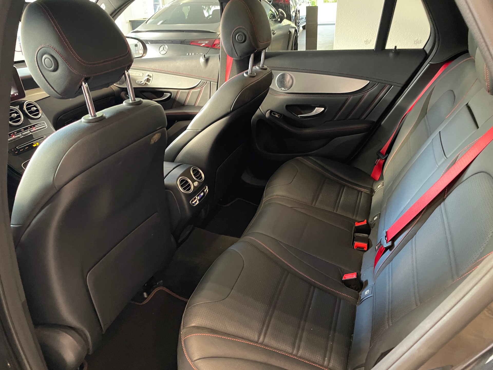 MERCEDES-BENZ GLC 43 AMG 4Matic 9G-Tronic-image-11